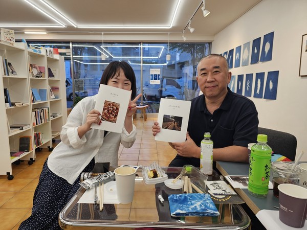 송인용 작가와 김민지 작가@시와예술